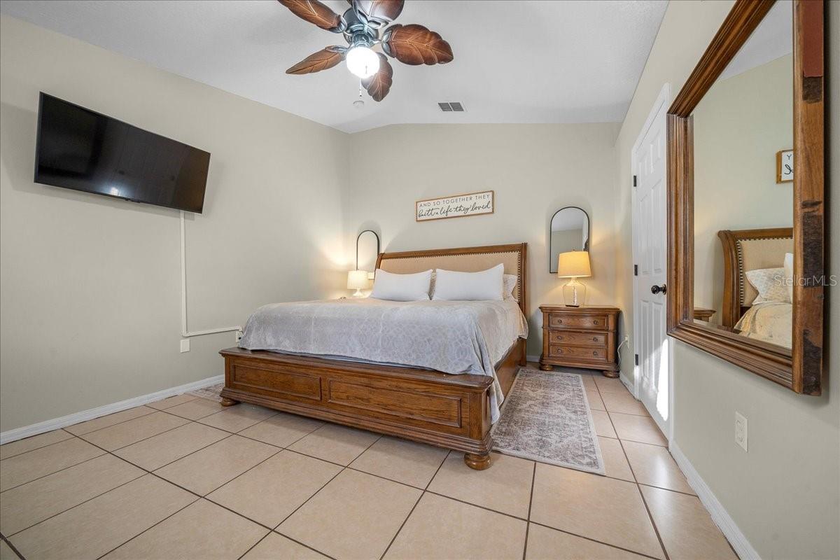 MARION OAKS UN 7 - Residential