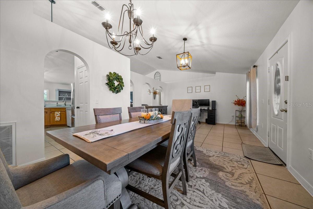 MARION OAKS UN 7 - Residential