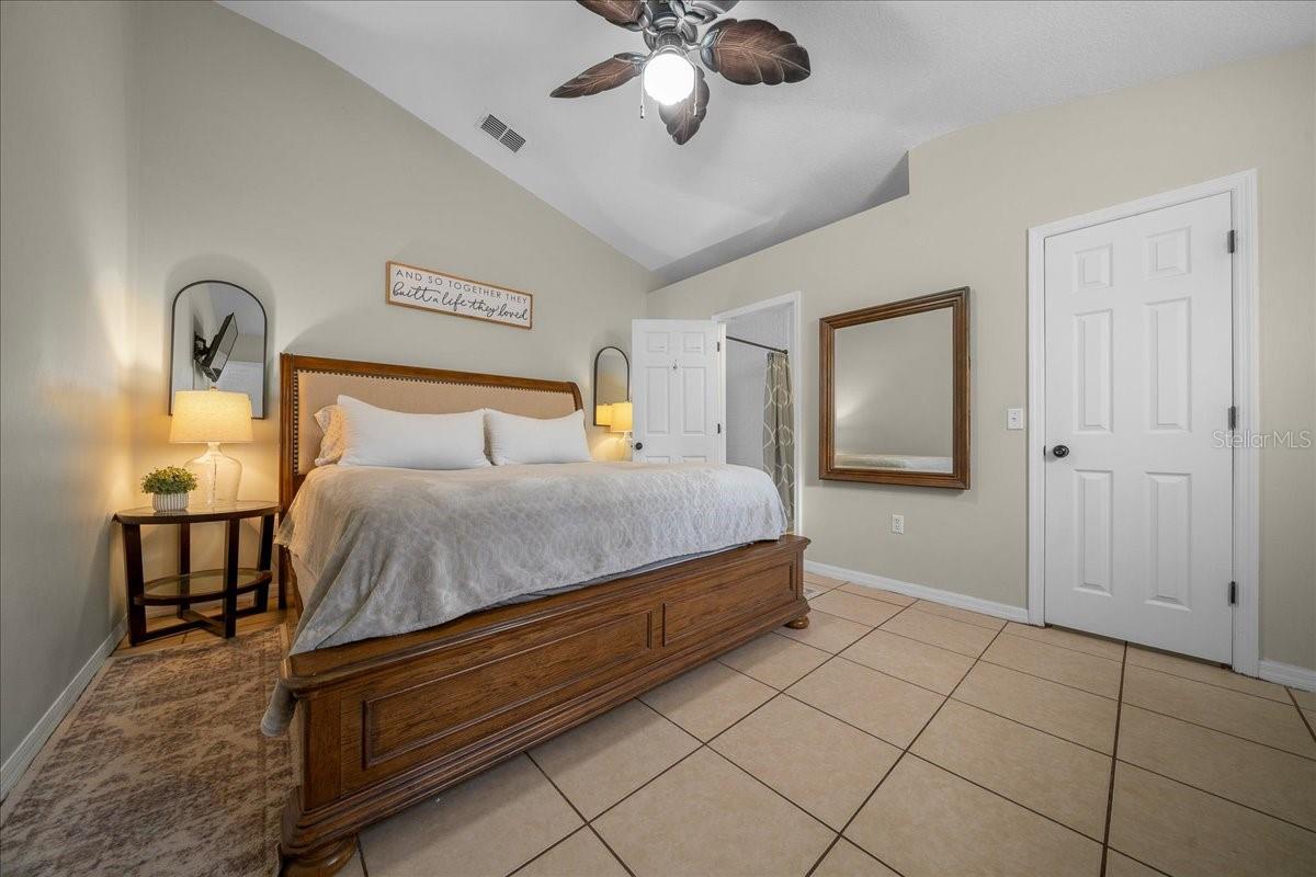 MARION OAKS UN 7 - Residential