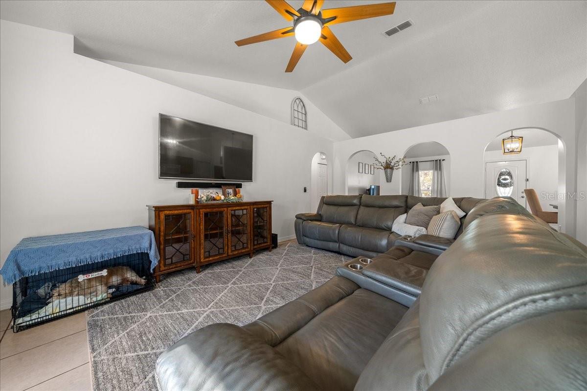 MARION OAKS UN 7 - Residential