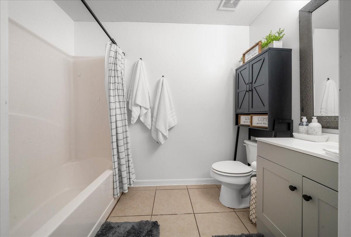 MARION OAKS UN 7 - Residential