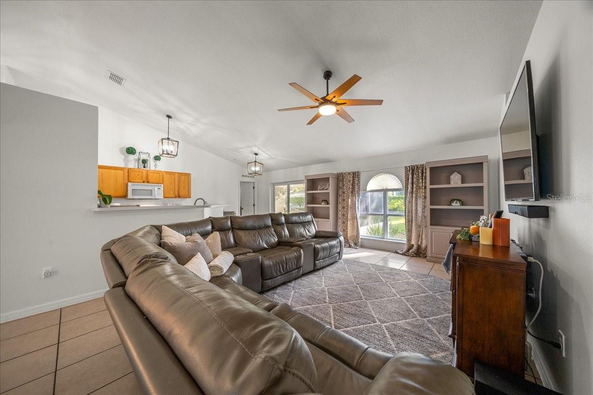 MARION OAKS UN 7 - Residential