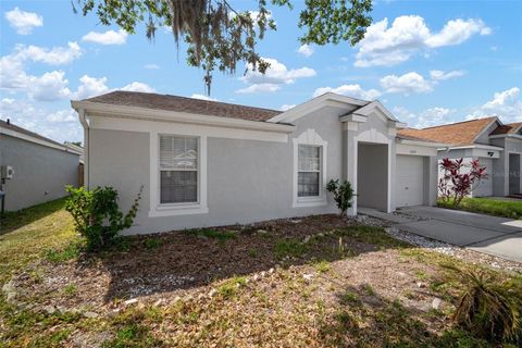 Photo of 12419 Dawn Vista Drive, Riverview, FL 33578 (MLS # TB8379358)
