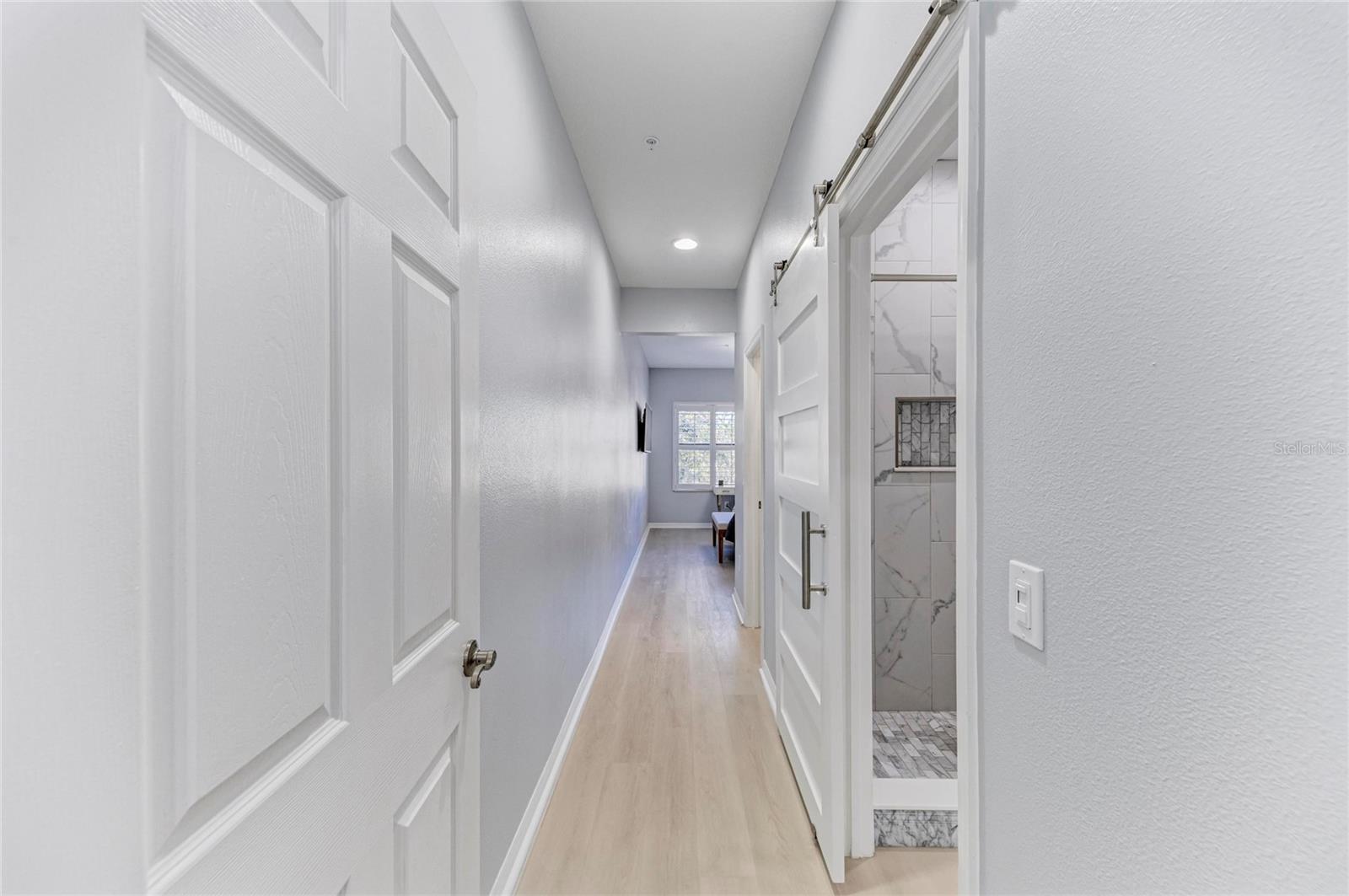 PALMA SOLA TRACE CONDO OR2185/736 - Residential