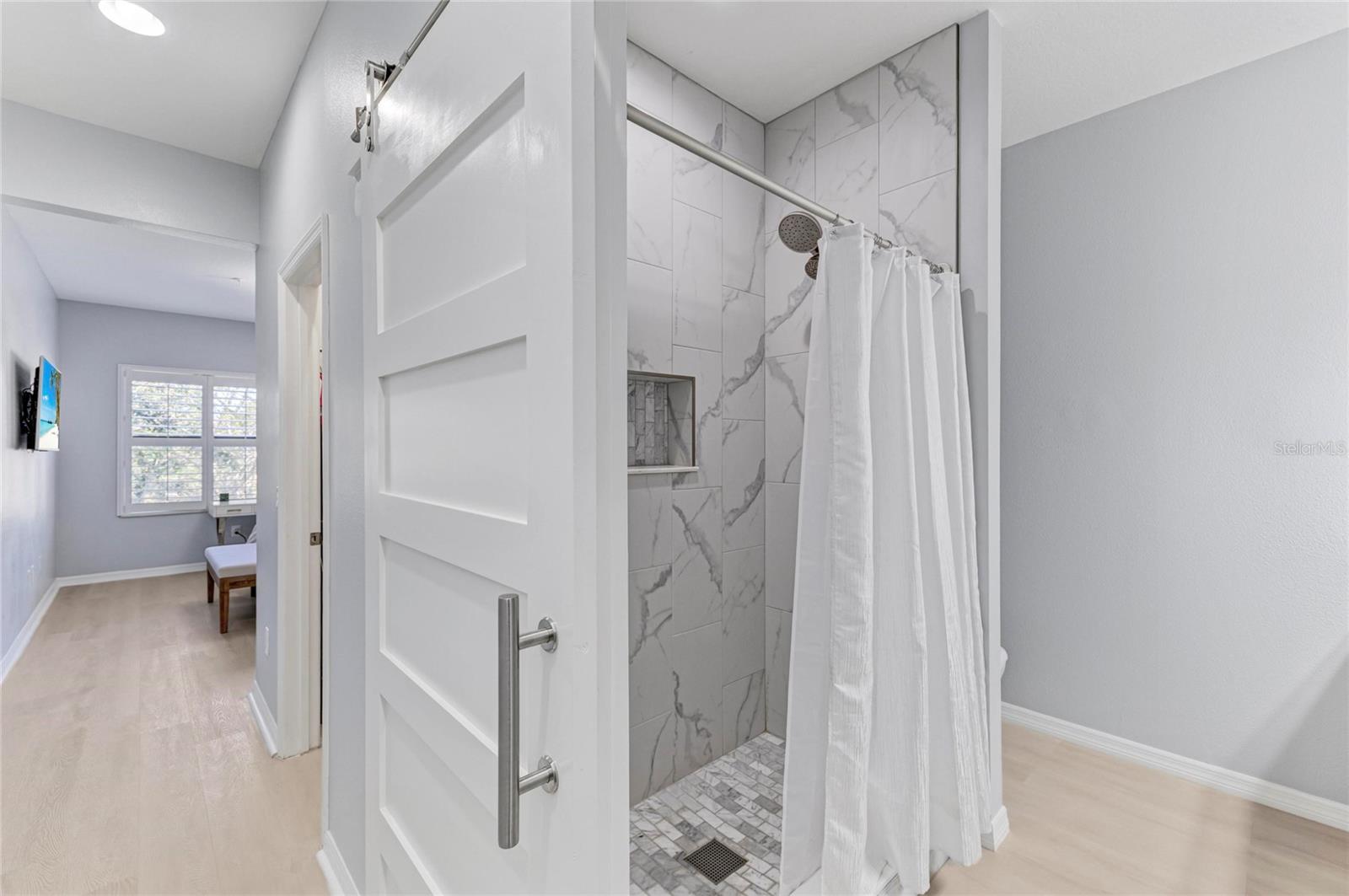 PALMA SOLA TRACE CONDO OR2185/736 - Residential