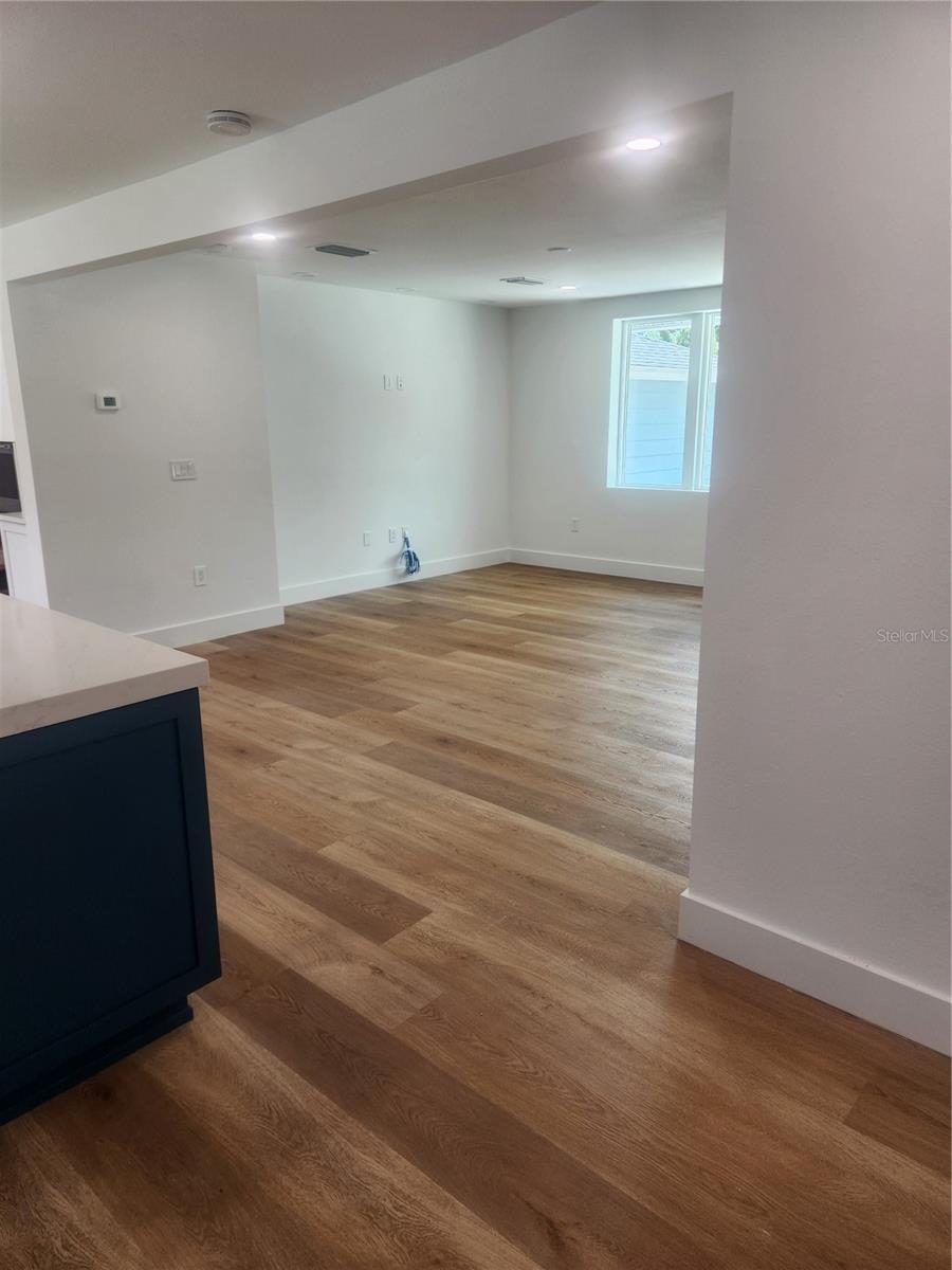 CHEROKEE PARK 2 - Residential Lease