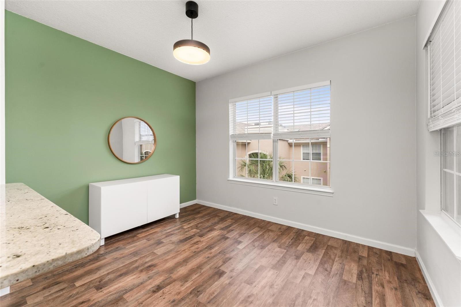 SUMMERGATE CONDO - Residential