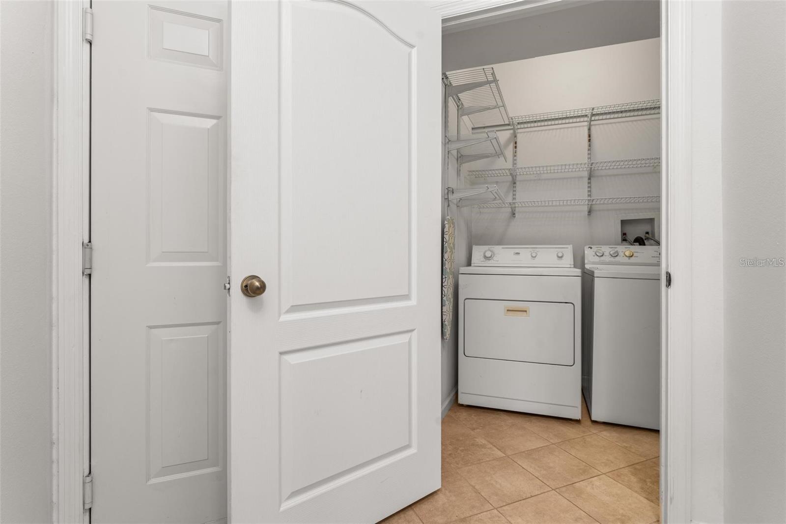 SUMMERGATE CONDO - Residential