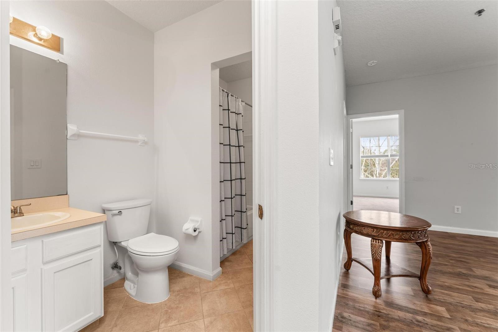 SUMMERGATE CONDO - Residential