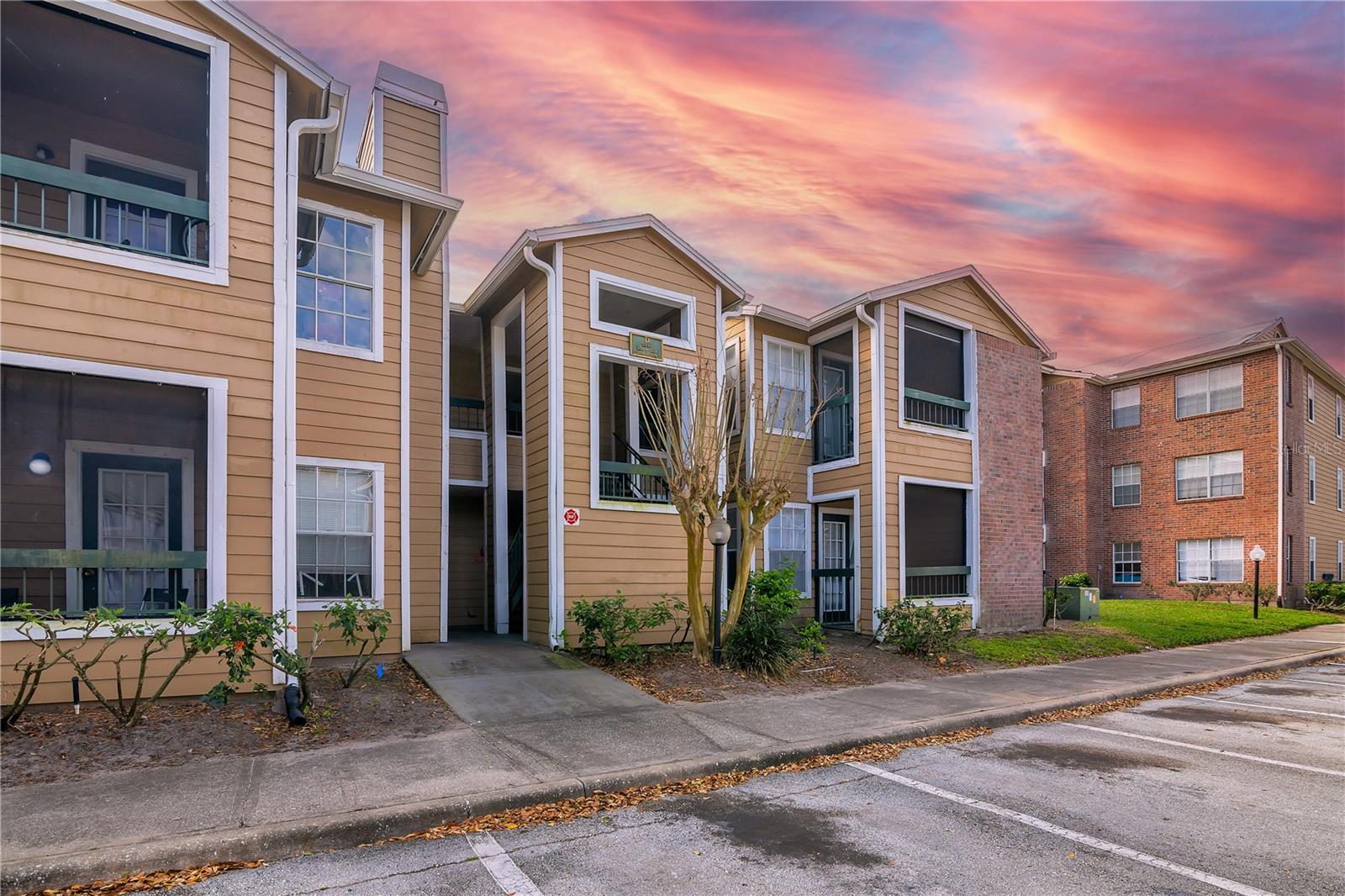 Welcome to 5530 Chrishire Way #D212 — a fantastic opportunity to own a beautifully refreshed 1-bedroom, 1-bath condo in a quiet and intimate community, right in the heart of Orlando!
This charming second-floor unit is perfect for first-time buyers, snowbirds, or savvy investors looking for cash flow in a strong rental area. With a smart layout this property offers incredible value in today’s market.
?
?? Property Highlights:
    •    1 Bedroom | 1 Bathroom
    •    Approximately 580 sq ft of comfortable living space
    •    Second-floor unit with great natural light
    •    Freshly painted and move-in ready
    •    Functional kitchen with breakfast bar
    •    Open living and dining area with a cozy flow
    •    Spacious primary bedroom with closet storage
?
?? Community Features:
    •    Tucked away in a quiet 16-unit community for added privacy
    •    Ample green spaces and mature trees
    •    Laundry facility on site
    •    Pet-friendly
?
?? Unbeatable Location:
    •    Minutes from Orlando International Airport, Downtown, and major highways (528, 408, 417)
    •    Close to shopping centers, grocery stores, dining, and entertainment
    •    Near top-rated schools: Lake George Elementary, Conway Middle, Boone High
    •    Just 25 minutes to Lake Nona, UCF, and Disney
?
?? Whether you’re…
    •    A first-time buyer looking for an affordable home in Orlando,
    •    An investor seeking a high-demand rental with great ROI, or
    •    A frequent traveler wanting a low-maintenance base near the airport…
This property checks all the boxes.
Don’t miss out on this rare opportunity — condos in this price range and location don’t last long!
?