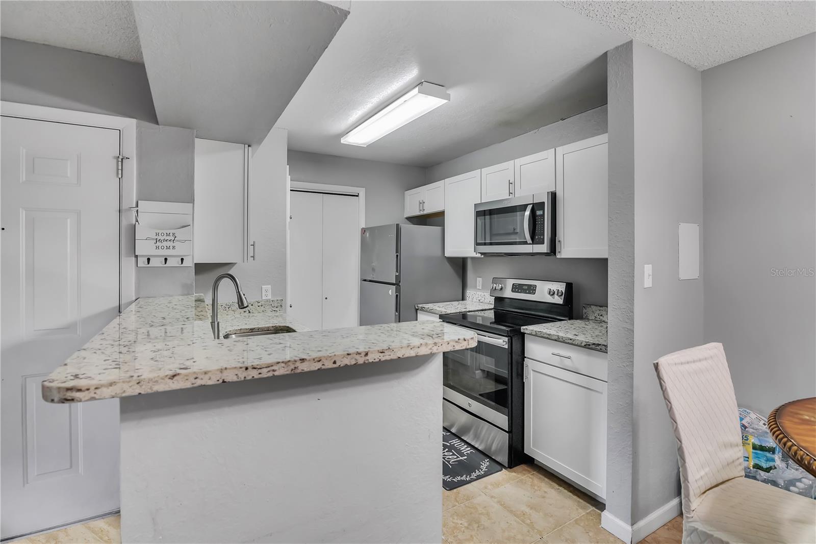 5530 CHRISHIRE WAY D204