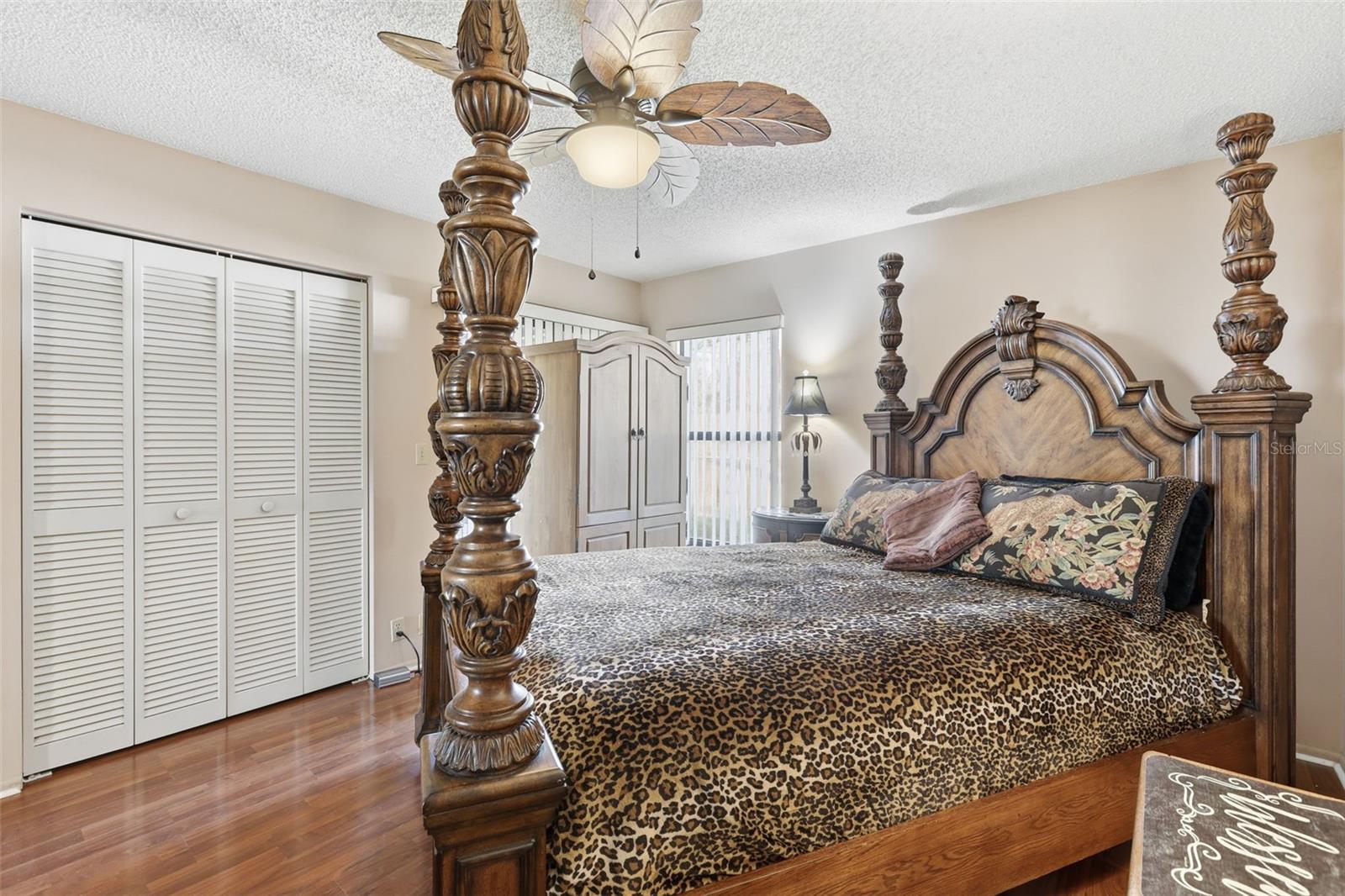 CURRY COVE - Residential