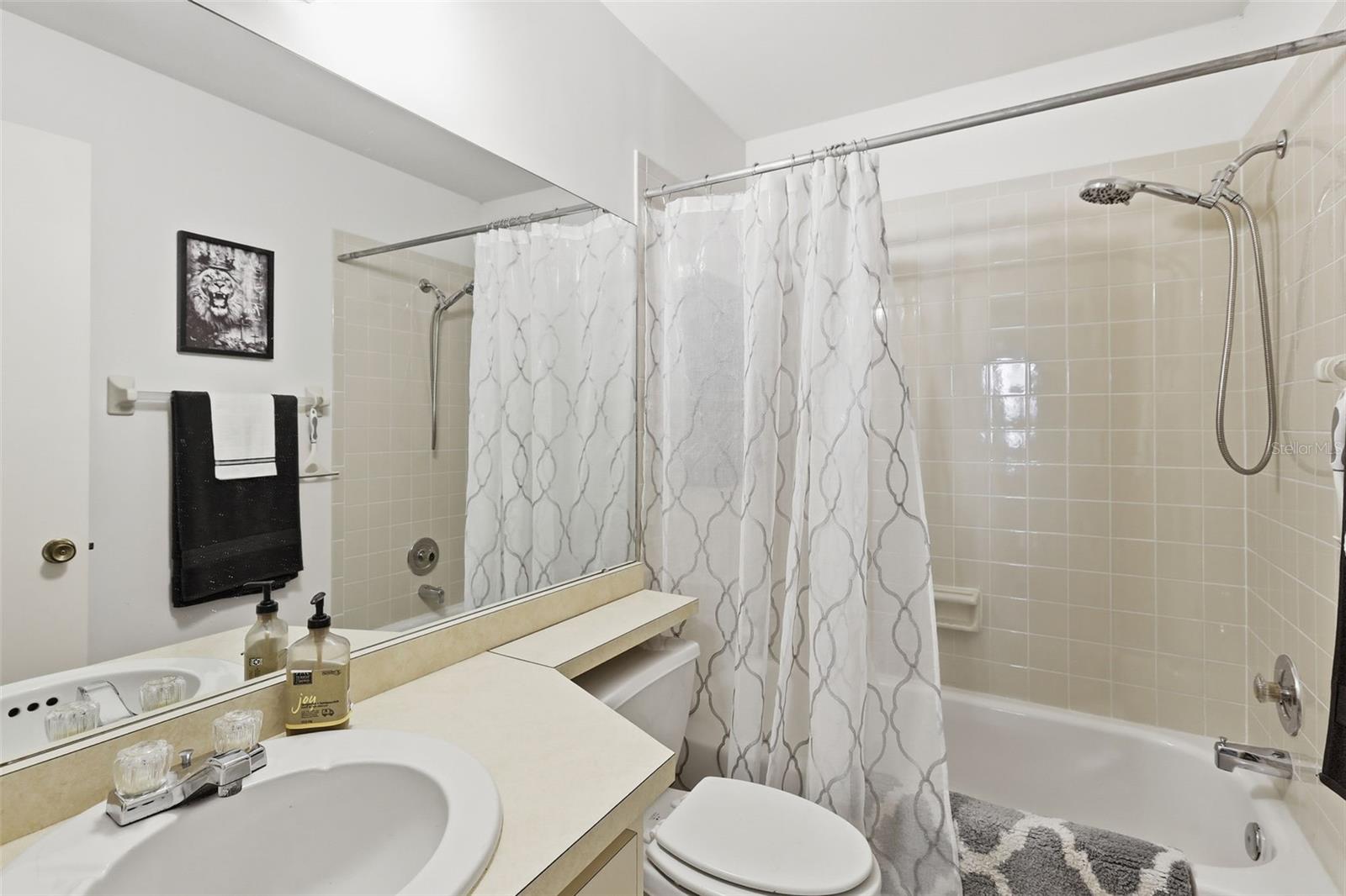 CURRY COVE - Residential