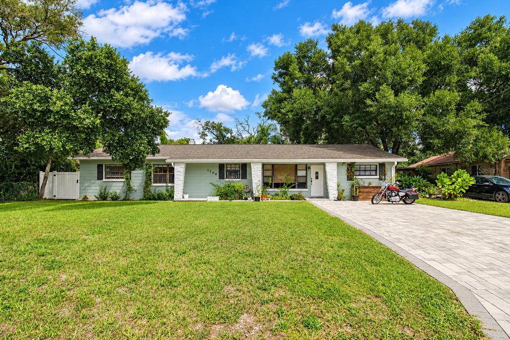 Photo of 1204 E North Street, Tampa, FL 33604 (MLS # TB8555685)