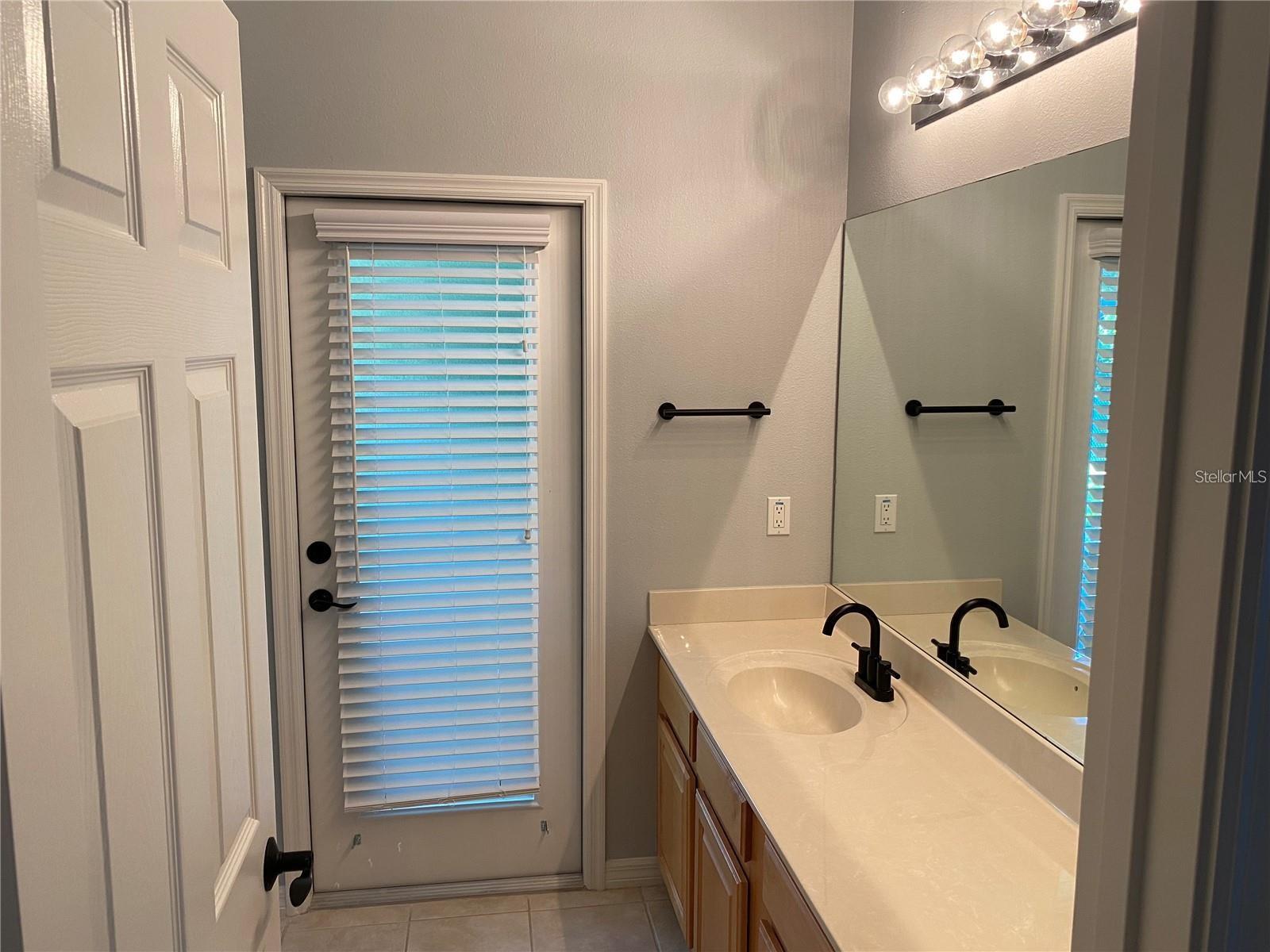 BROOKHAVEN - Residential Lease