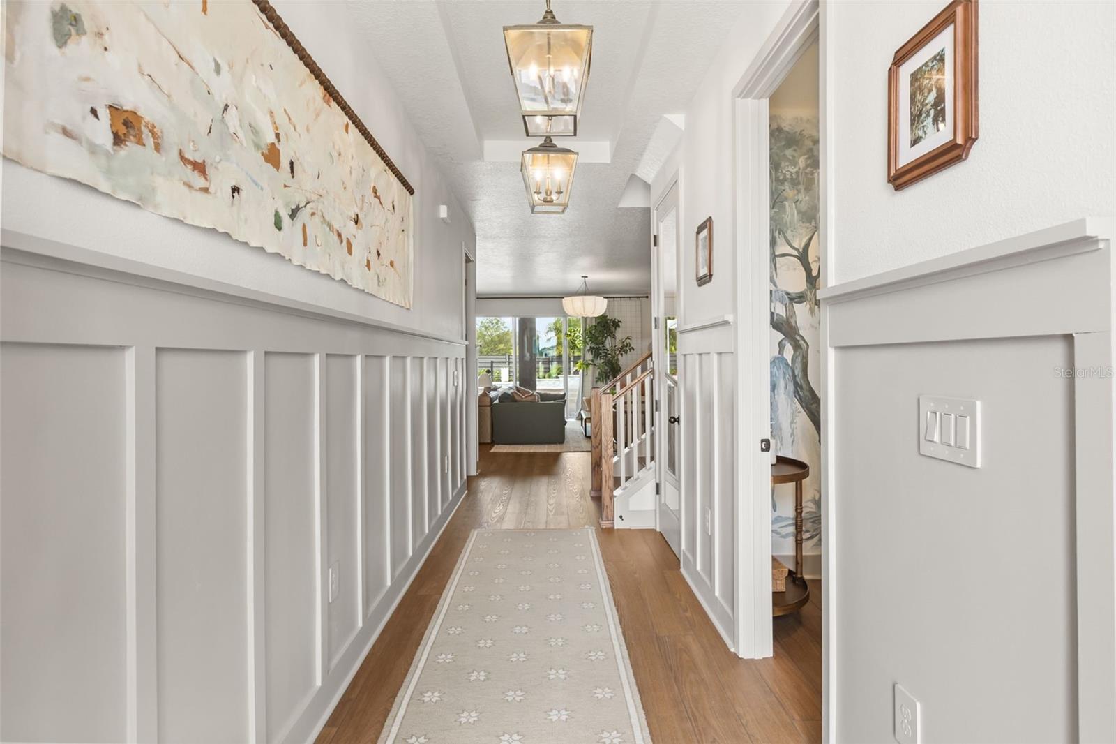 462 EMERALD GROVE DRIVE