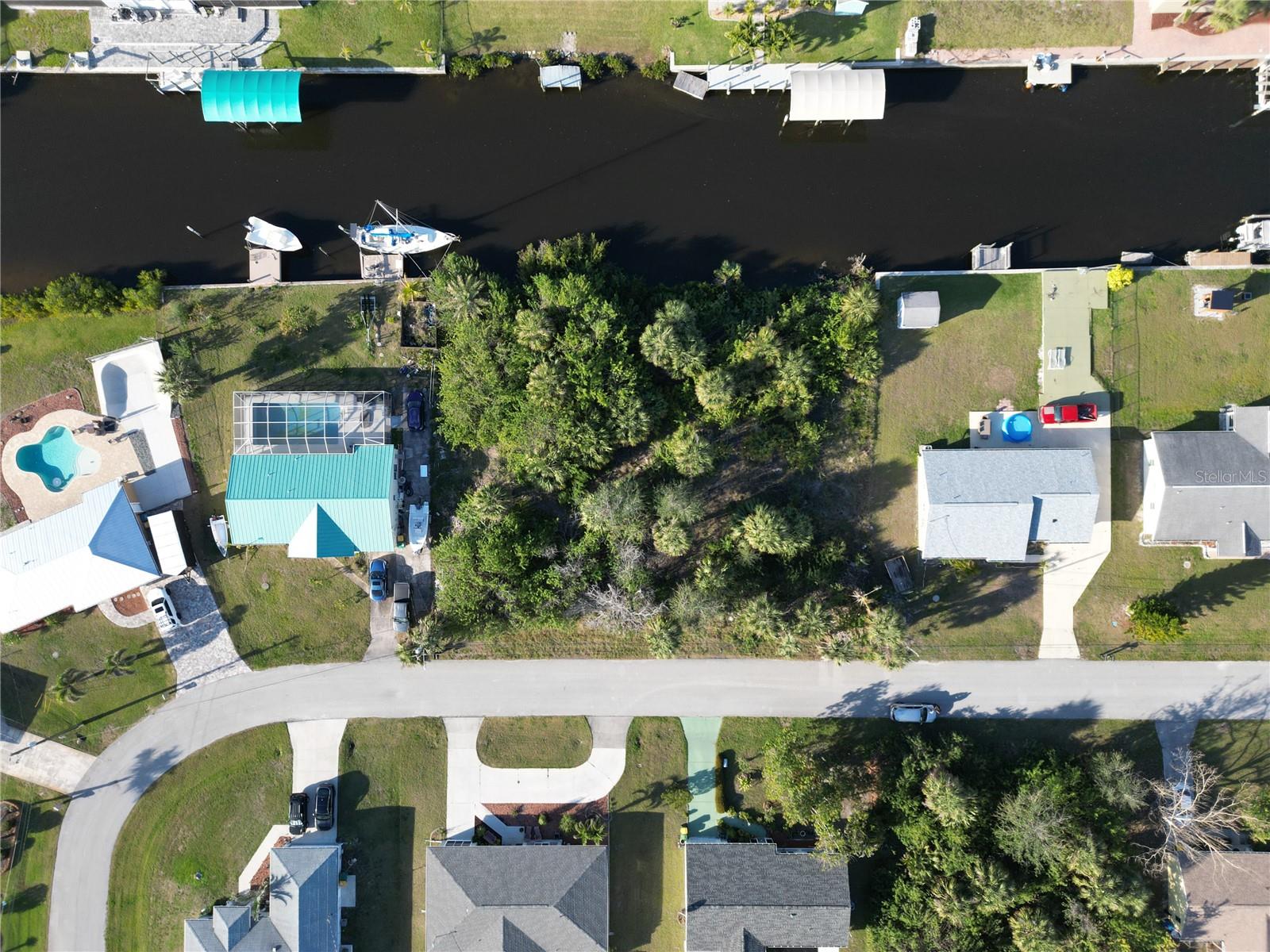 18318 VAN NUYS CIRCLE