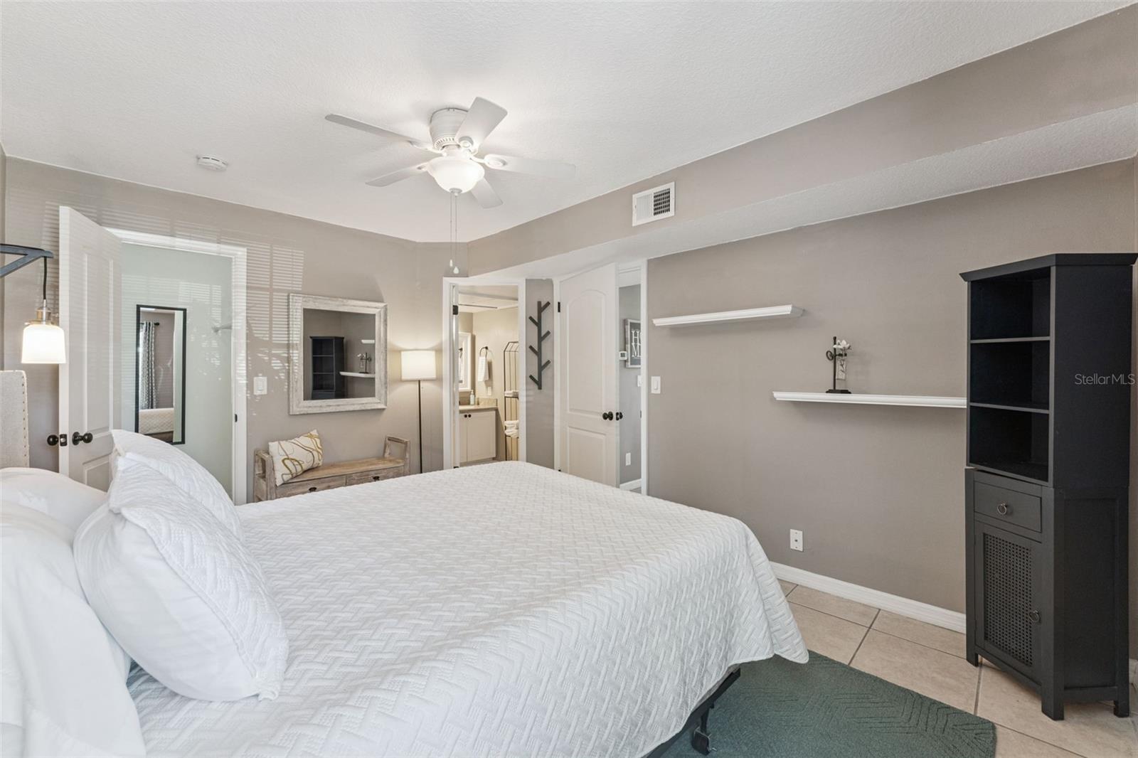 LAKEWOOD PARK A CONDO - Residential