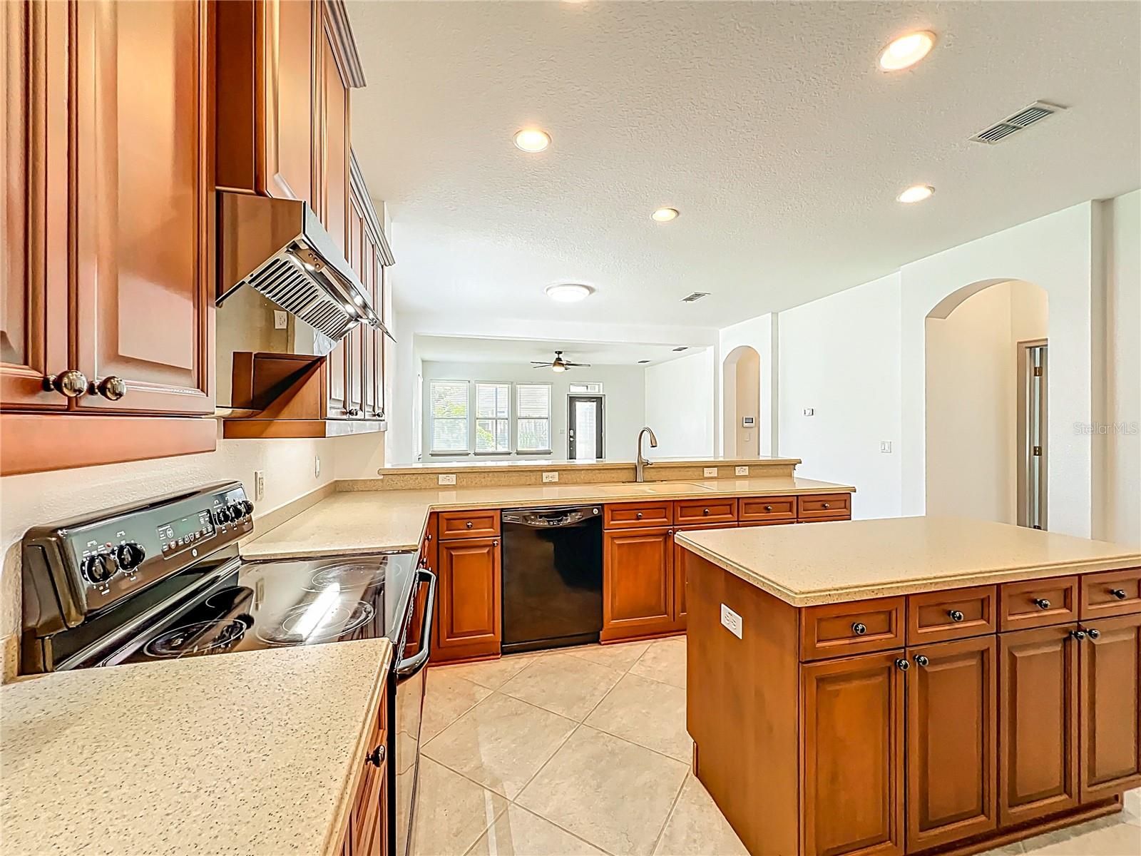 LAKES/WINDERMERE PH 04 - Residential