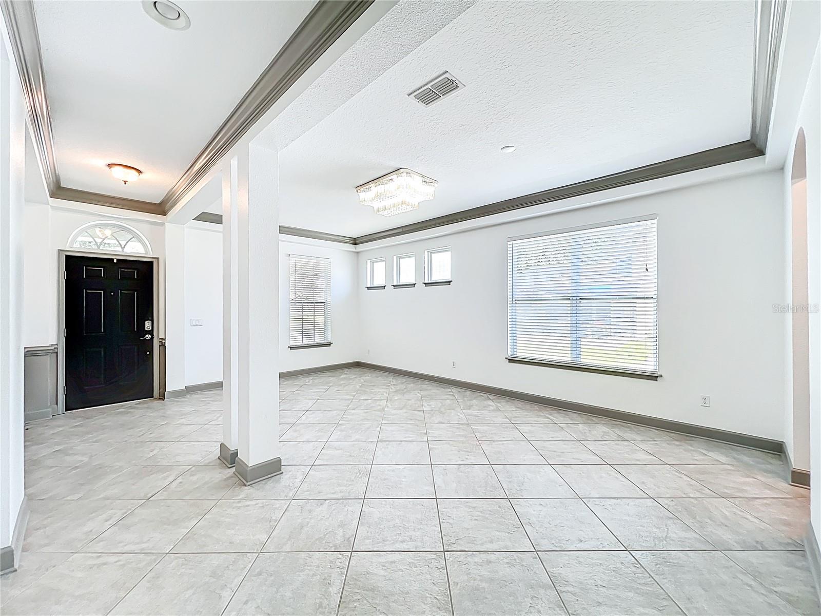 LAKES/WINDERMERE PH 04 - Residential