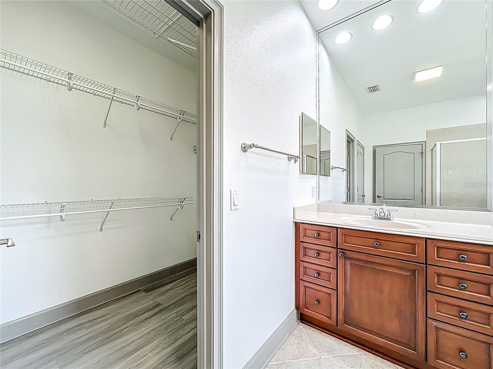 LAKES/WINDERMERE PH 04 - Residential