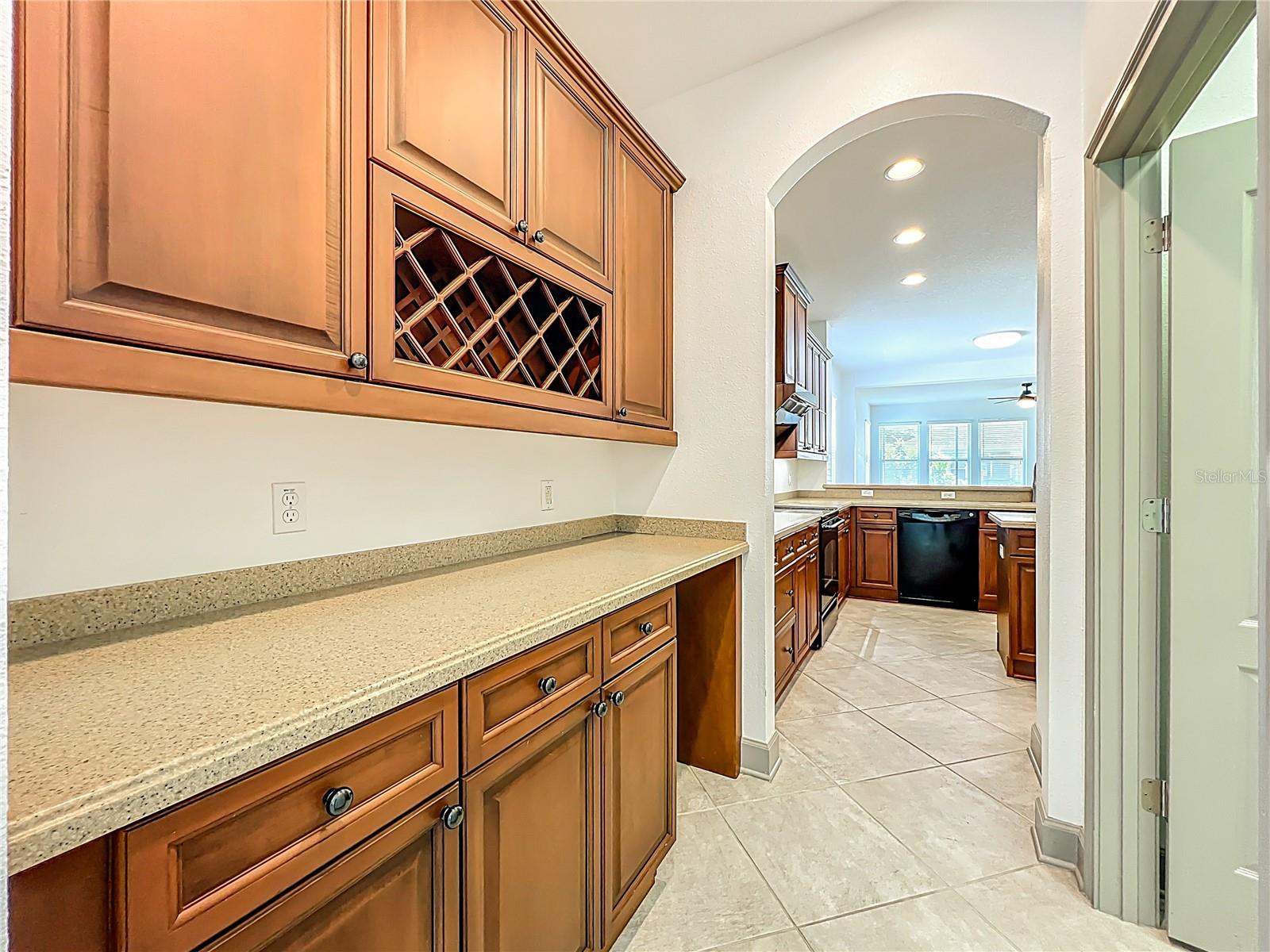 LAKES/WINDERMERE PH 04 - Residential