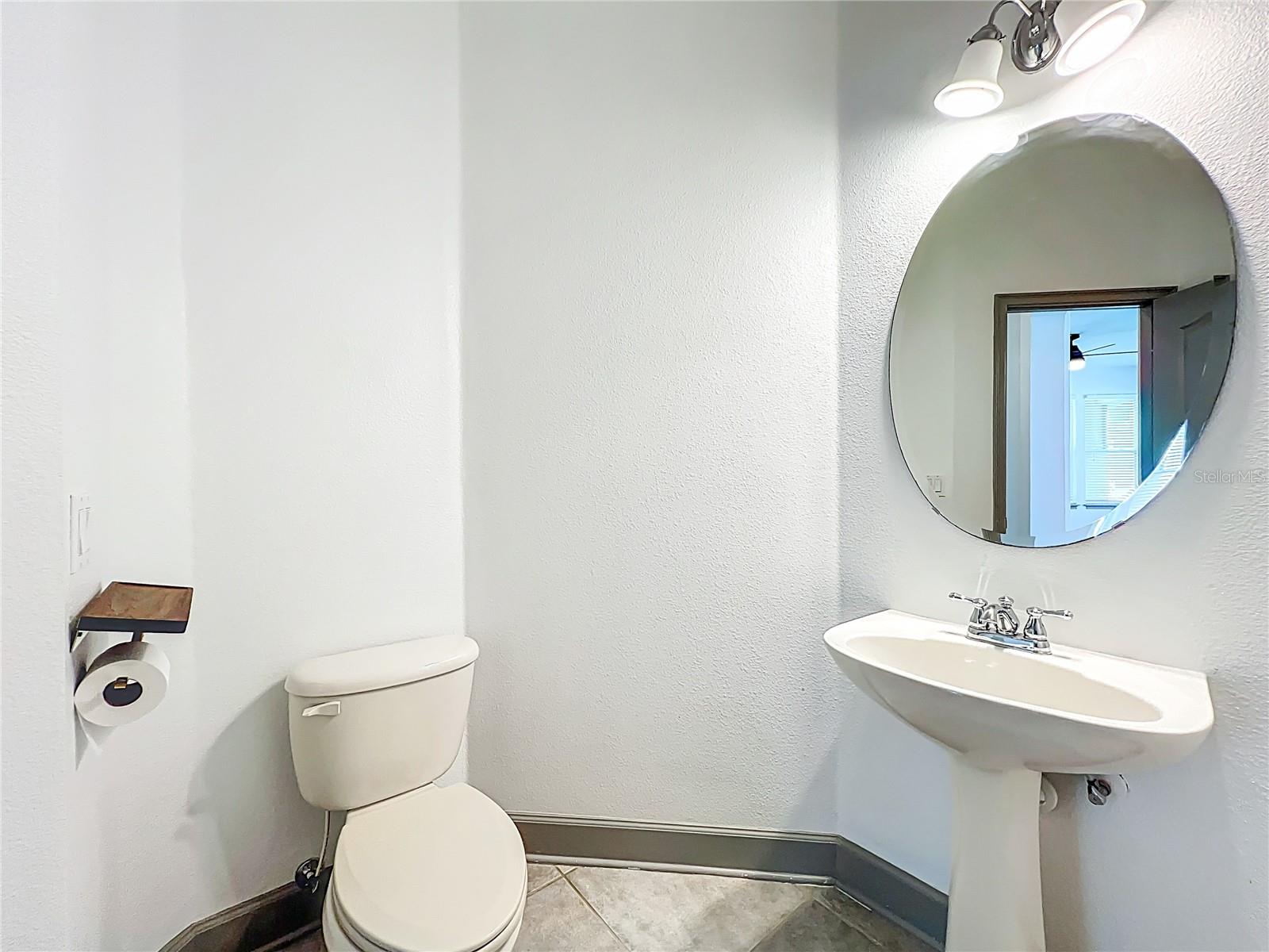 LAKES/WINDERMERE PH 04 - Residential