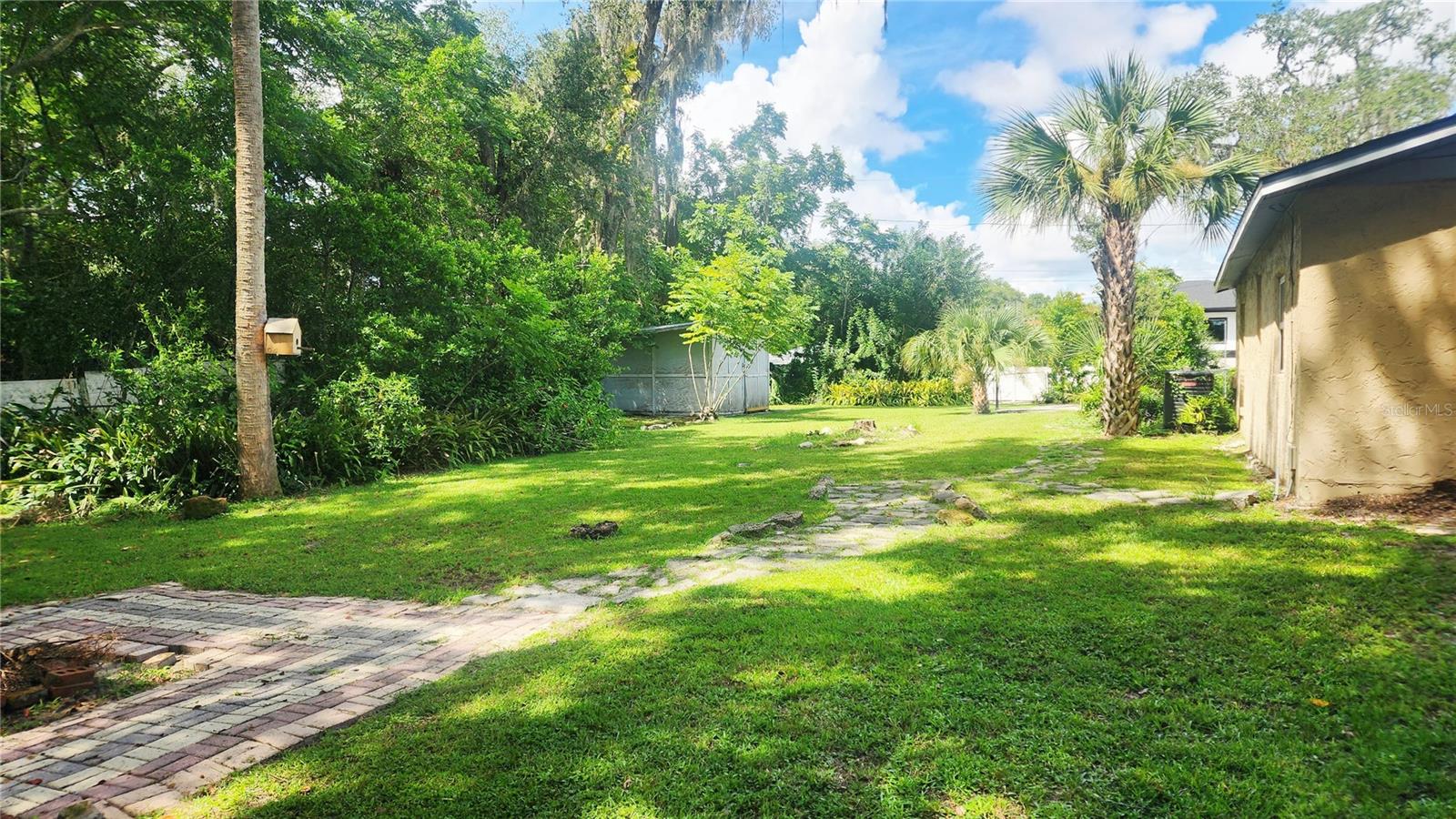 SANLANDO - Residential