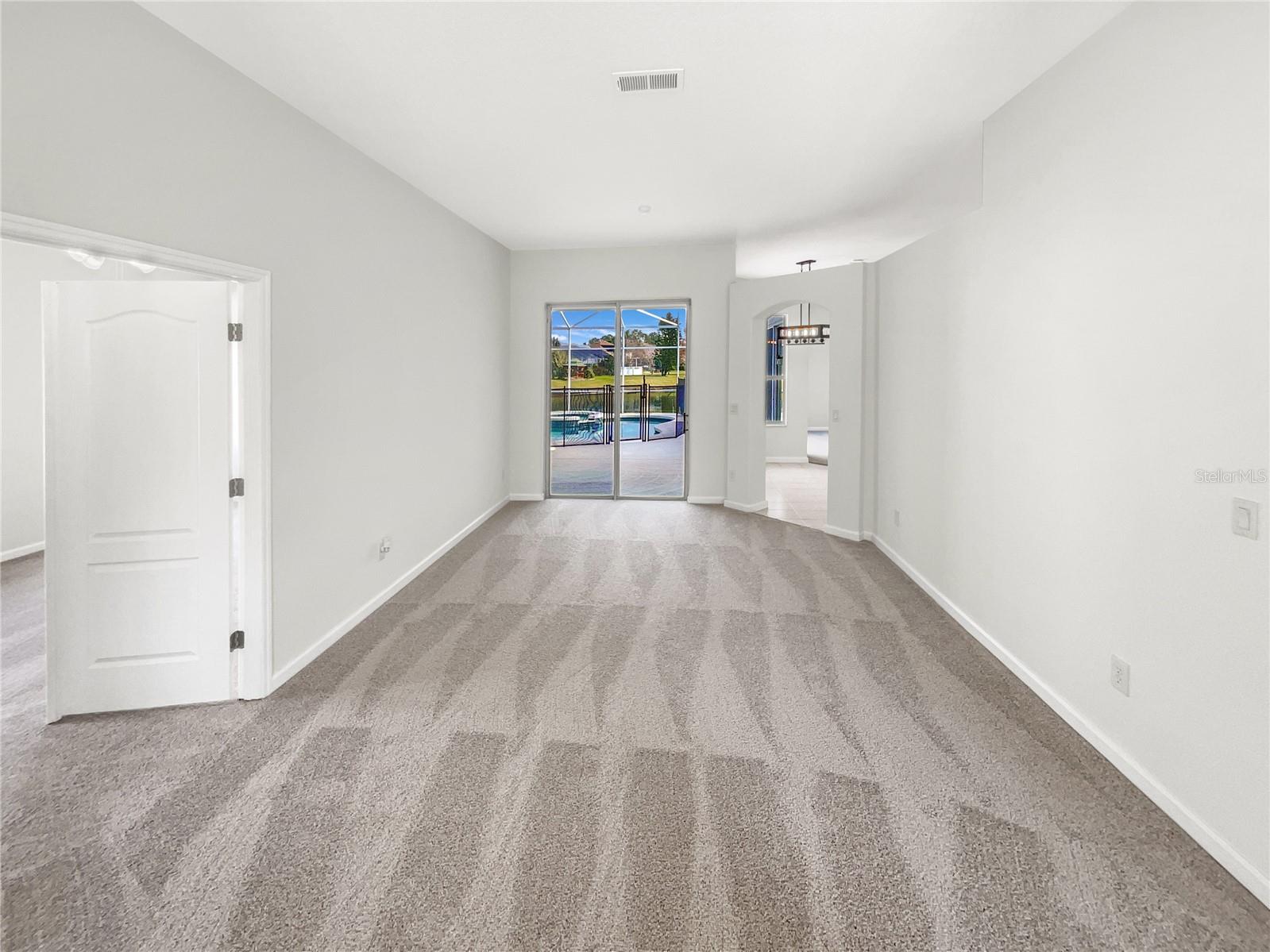 725 FORESTGREEN COURT