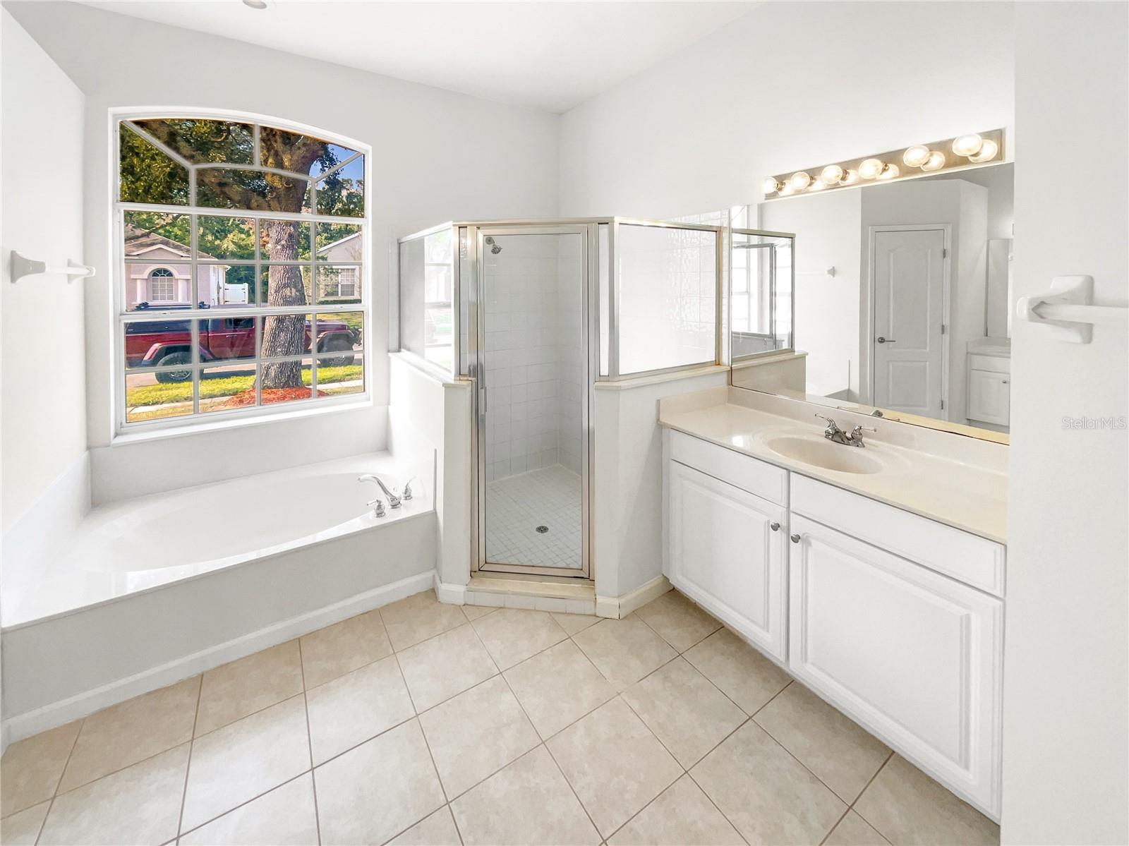 WATERFORD LAKES TR N22 PH 01 - Residential