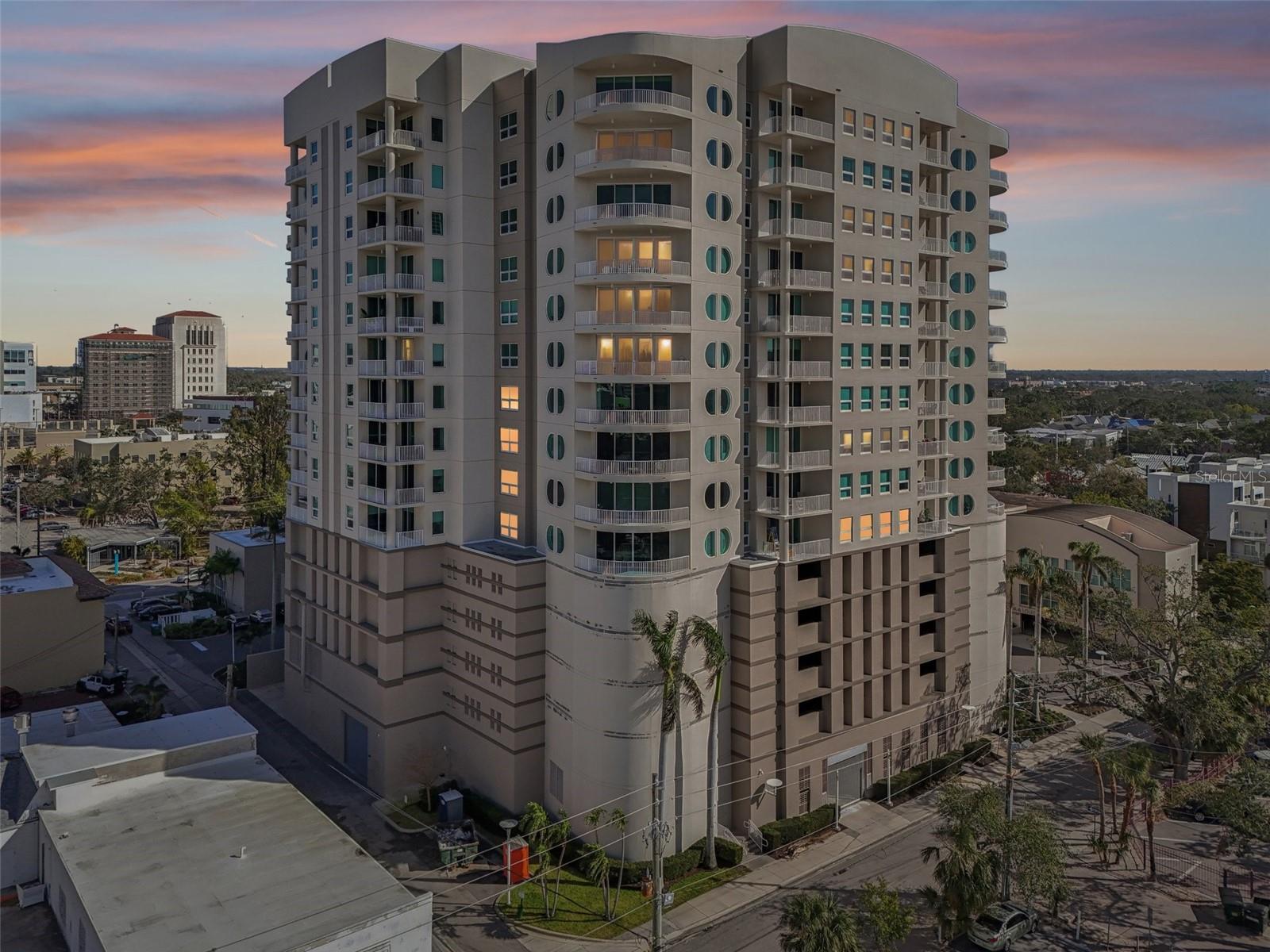 Frist time available to rent. Enjoy urban luxury living at 1001/1771 Ringling Blvd, nestled in the vibrant heart of downtown Sarasota, FL. This exquisite two-bedroom, two-bathroom unit at Rivo at Ringling offers a bonus room with Murphy Bed for your short term visitors.
Westward views and the downtown lifestyle the ideal destination for vacationers, professionals on the move, and anyone seeking a blend of comfort and convenience. Why would you ever leave home?
As you step into this stunning 6th-floor retreat, you're greeted by a dramatic view that draws you into the residence. The impact windows and hurricane glass floor-to-ceiling sliders usher in natural light and open to a charming covered balcony. Here, panoramic views of the city westward skyline set the stage for intimate dinners or people watching during Main Street events.
The kitchen, a delight for culinary enthusiasts, boasts granite countertops, stainless steel appliances, and an inviting openness to the cafe dining area. A Bonus Room, equipped with a Murphy Bed and built in closet, offers additional sleeping quarters or a tranquil space for leisure activities or office.
Retire to the master bedroom suite where indulgence awaits with California King-size accommodations, premium bedding, a substantial walk-in closet, and an en-suite bathroom crafted for relaxation. The second bedroom, featuring a Queen platform bed, is a serene sanctuary for your guests.
Added conveniences include a separate utility room with a full-size stackable washer and dryer, and two secure parking spaces inside the building garage.
The Rivo at Ringling is more than just a residence; it's a lifestyle. Residents enjoy concierge service, a fitness center, heated pool and spa, community grill, party room, and bike storage. Its unparalleled location places you within steps of Sarasota's finest theaters, diverse dining options, boutique shopping, the Bayfront, St. Armand's Circle, and the pristine beaches of Lido and Longboat Key. The Association does not allow Pets for tenants or visitors.
