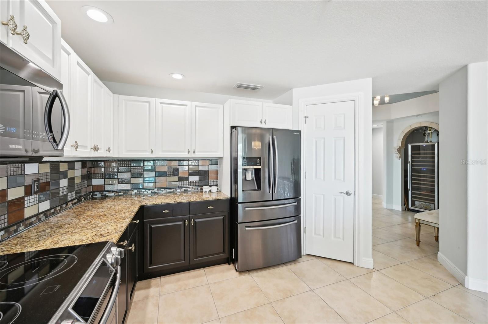 RIVO AT RINGLING - Residential Lease