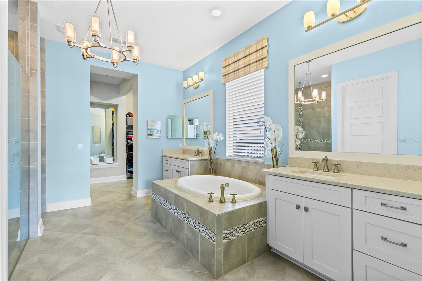 LAUREATE PARK - Residential