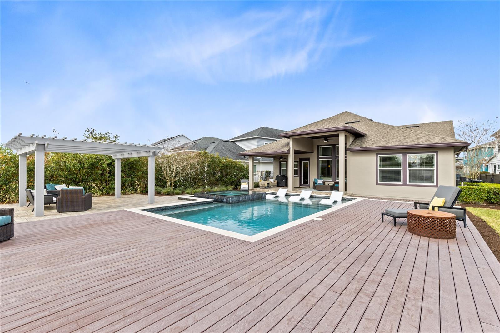 LAUREATE PARK - Residential