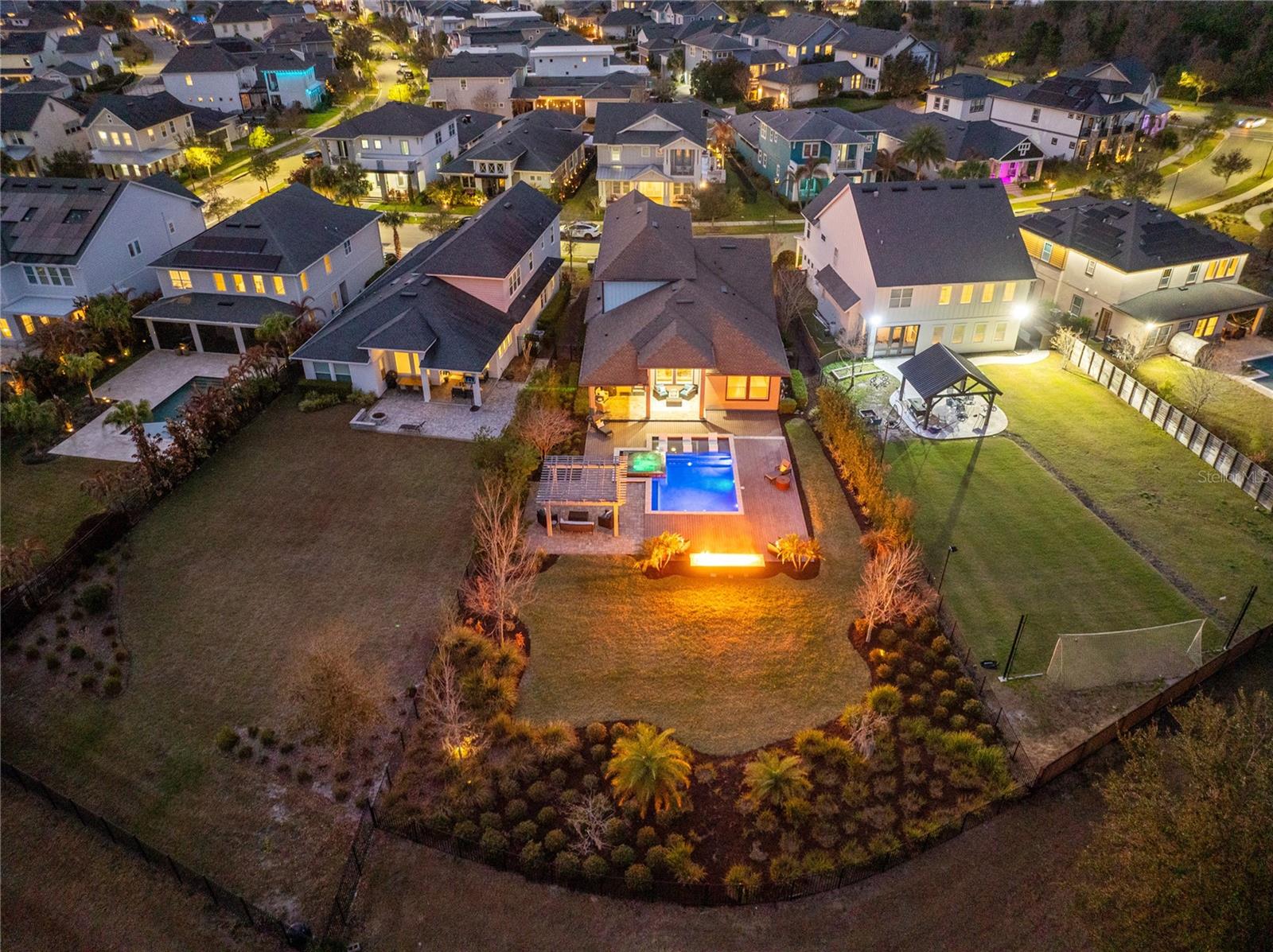 LAUREATE PARK - Residential