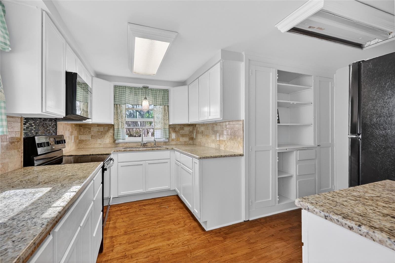 GIVEN'S SUB-TROWELL'S SUB - Residential