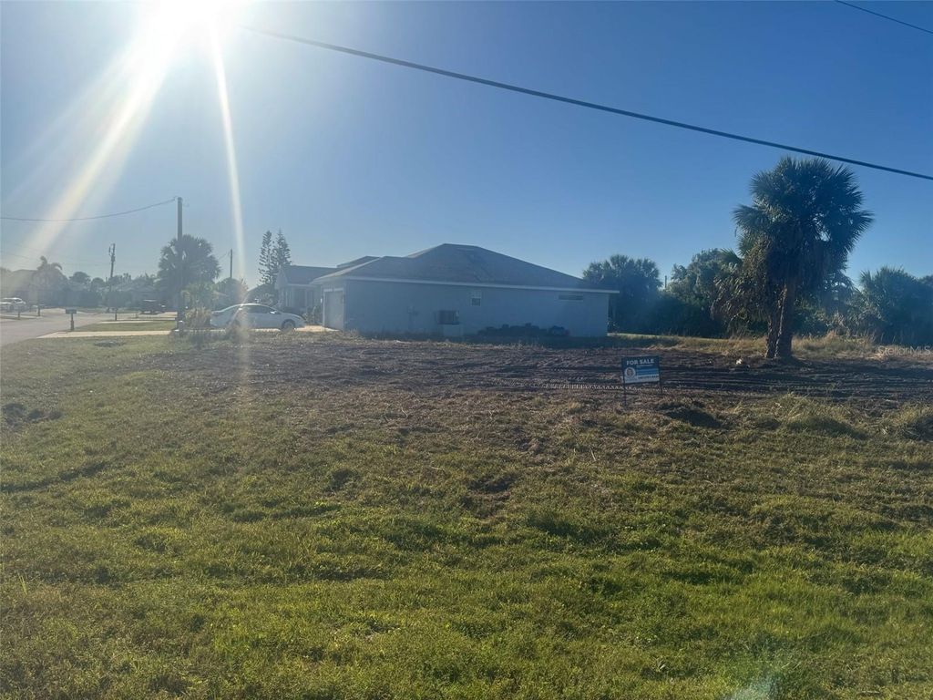 Photo of 117 Arrow Ln, Rotonda West, FL 33947 (MLS # S5092746)