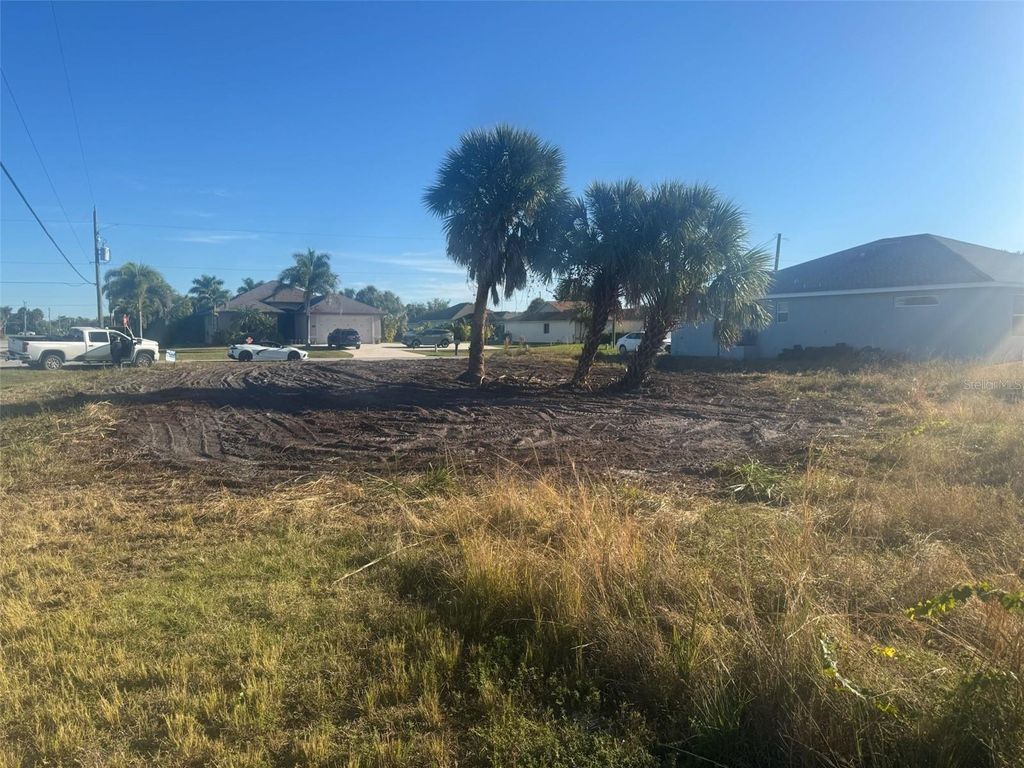 Photo of 117 Arrow Ln, Rotonda West, FL 33947 (MLS # S5092746)