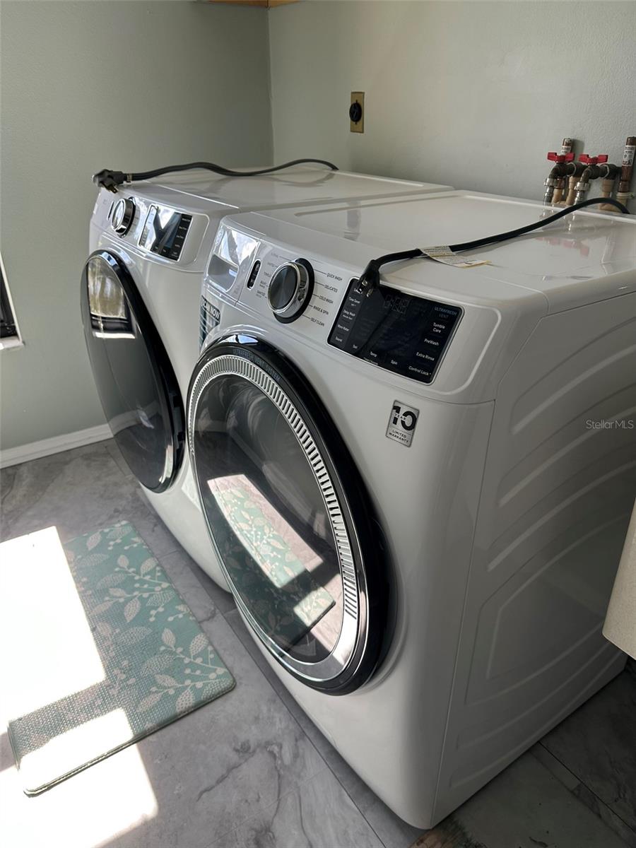 VILLA NOVA SHORES PH 1 - Residential