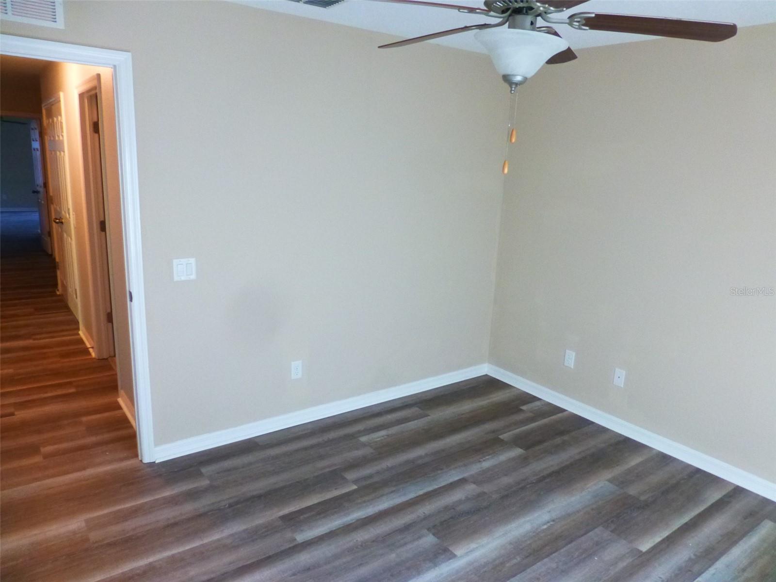 SOUTH HAMPTON - Residential Lease