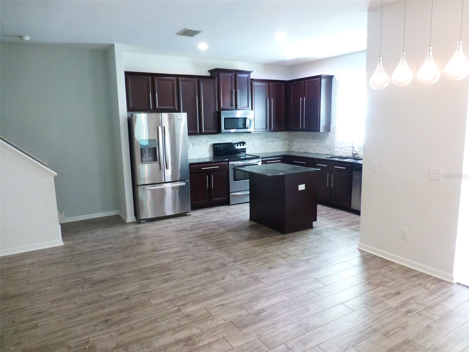 SOUTH HAMPTON - Residential Lease