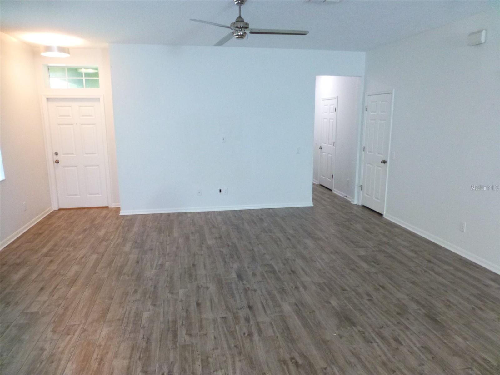 SOUTH HAMPTON - Residential Lease