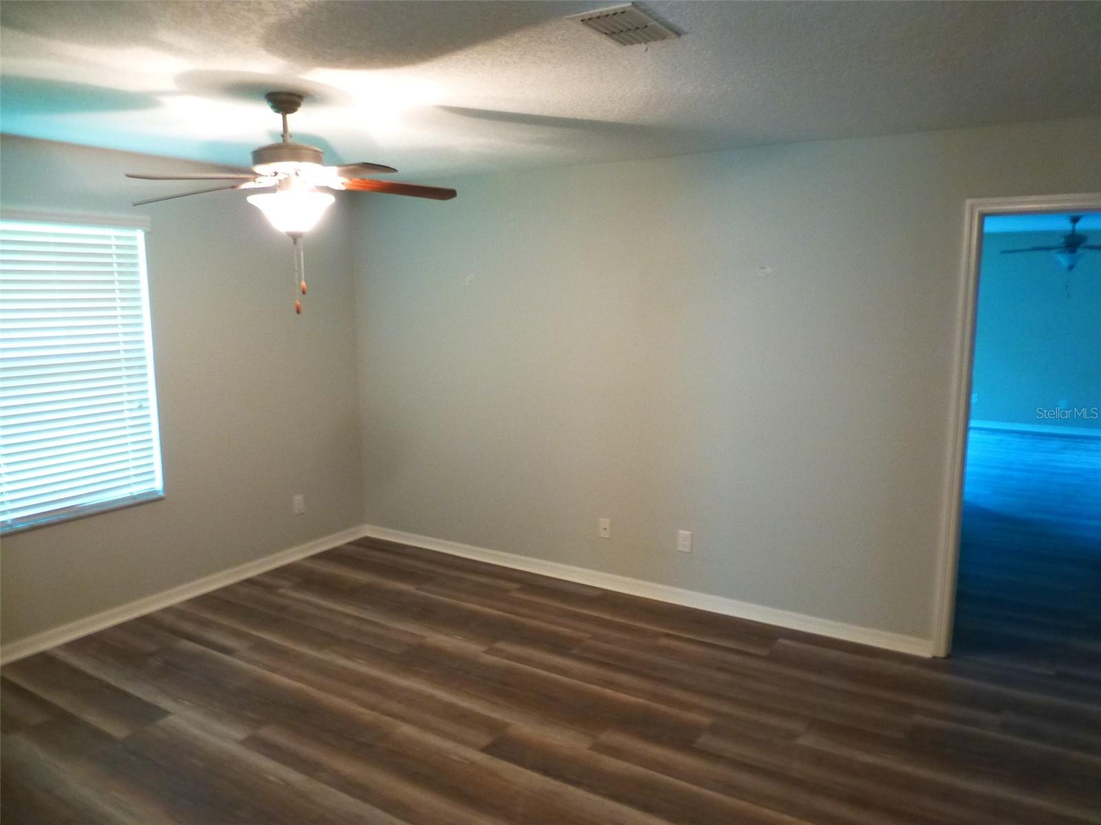 SOUTH HAMPTON - Residential Lease