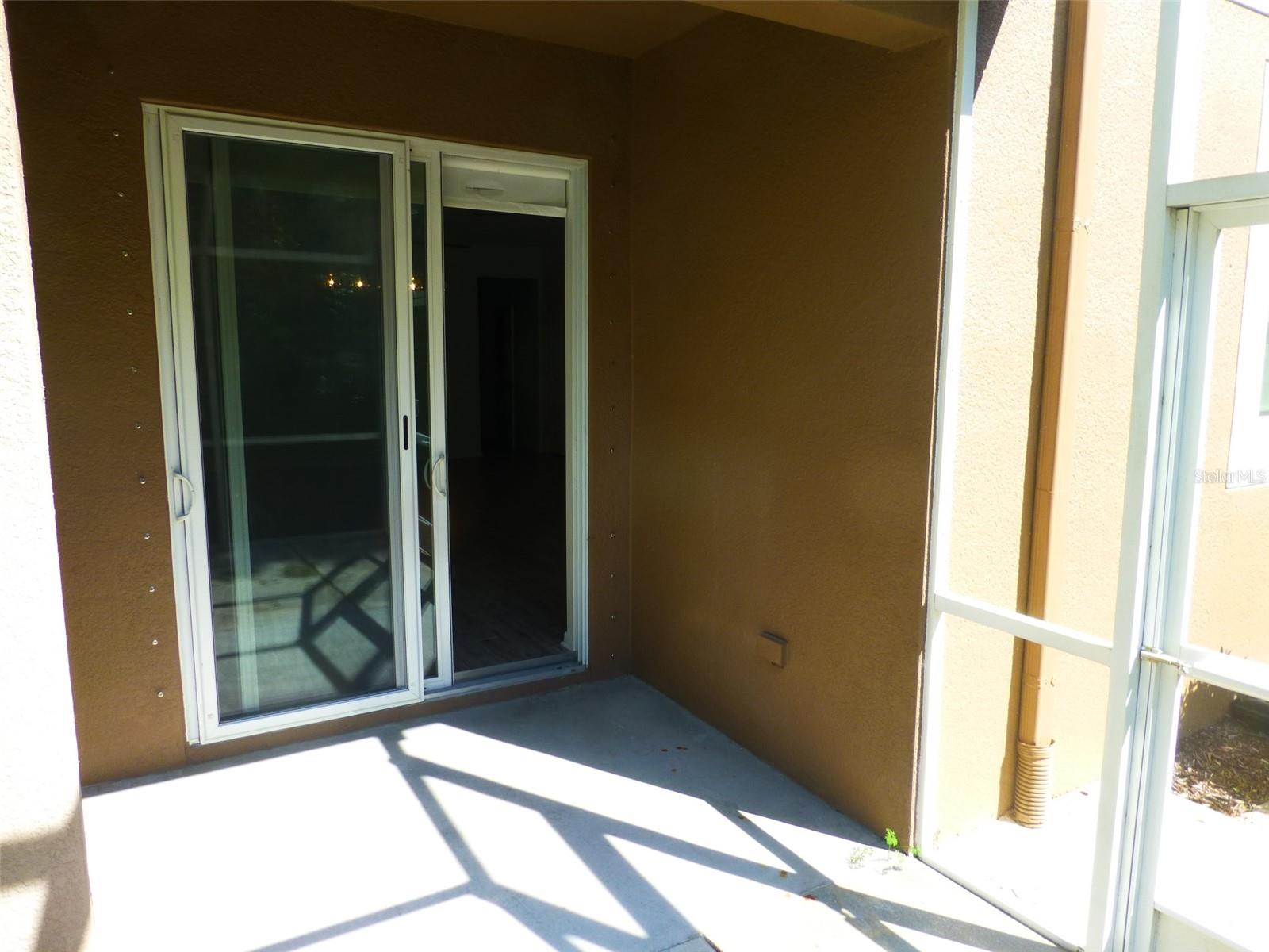 SOUTH HAMPTON - Residential Lease