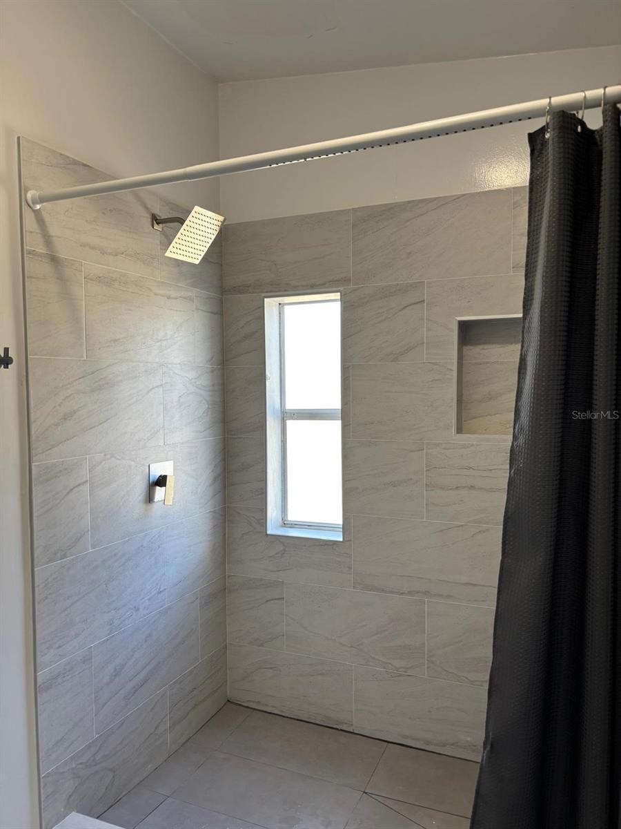 ROLLING PINES 02 - Residential