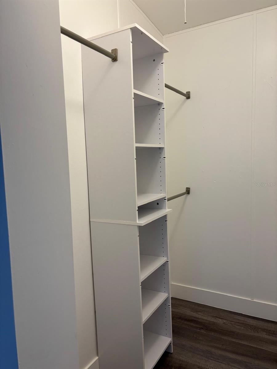 ROLLING PINES 02 - Residential