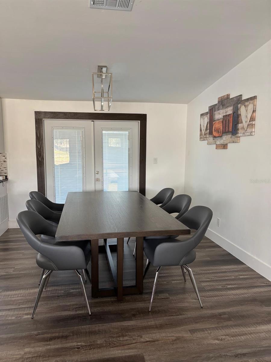 ROLLING PINES 02 - Residential