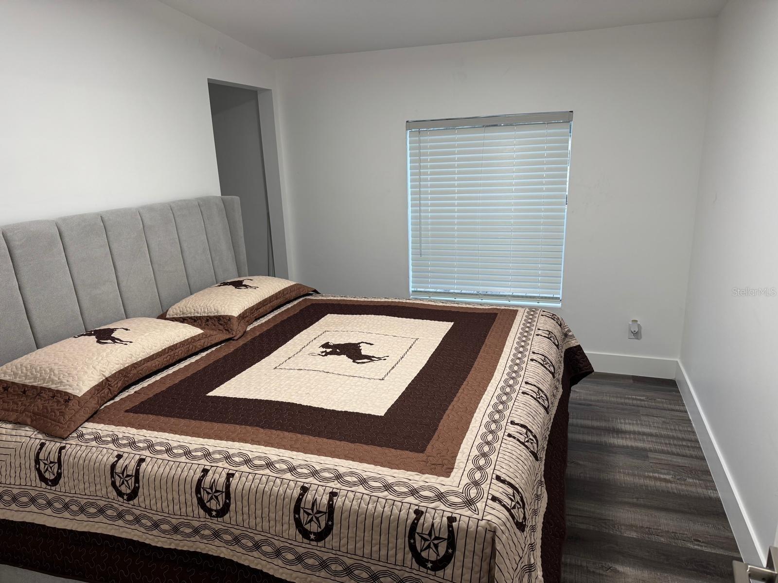 ROLLING PINES 02 - Residential