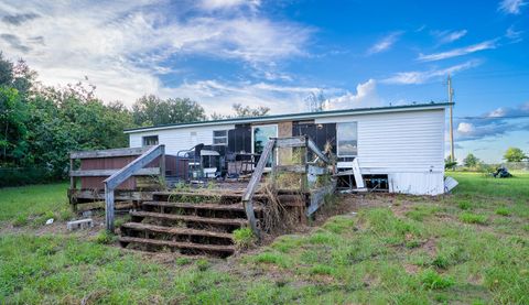 A home in BARTOW