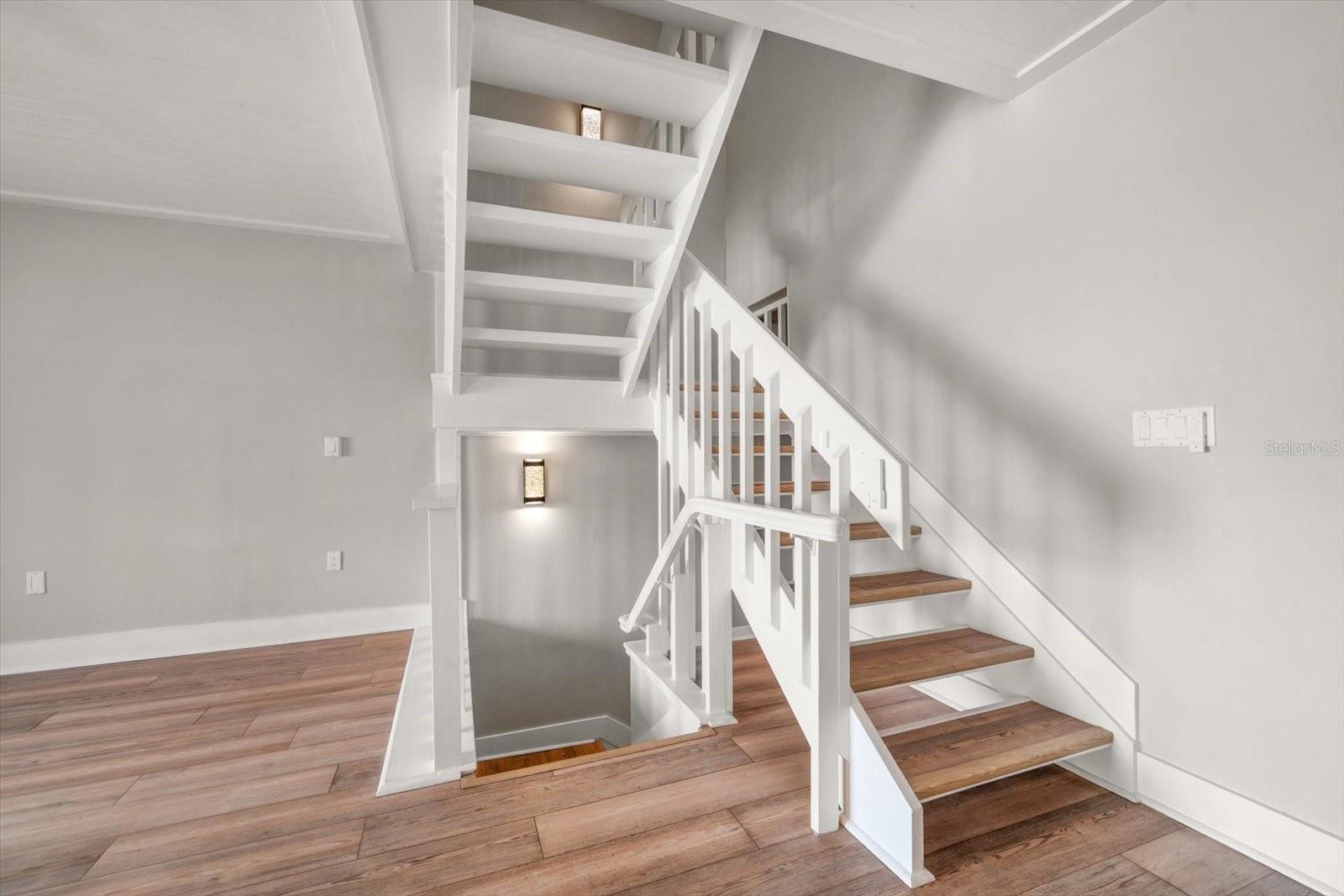 VILLAGE ON ISLAND ESTATES - Residential Lease